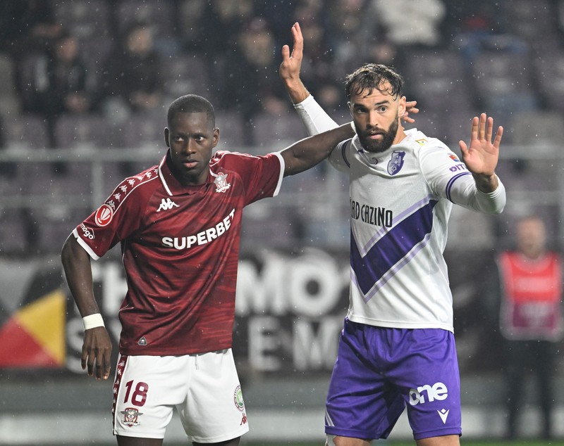 Rober Sierra, mijlocașul spaniol de la FC Argeș: „Ce miracol, suntem buni! Messi e fotbalul! Vreau de la peștișorul fermecat mult calm. Acasă eram pierdut prin munți!”