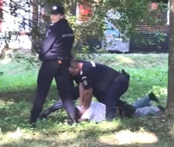 Un bărbat din Vatra Dornei a murit, în 2019, după ce a fost imobilizat de un echipaj de jandarmi și i s-a pulverizat spray paralizant direct în față