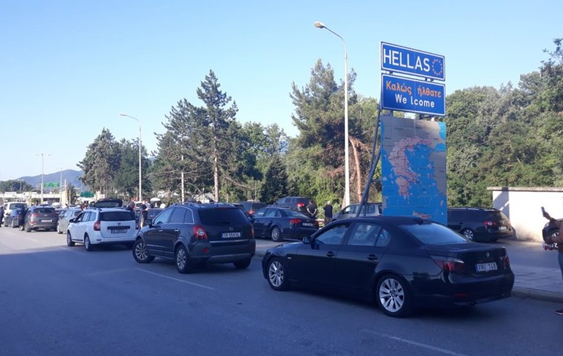 UPDATE | De ce au fost blocați turiștii români care au plecat în vacanță în Grecia, la granița de la Kulata. MAE: Situația a fost remediată