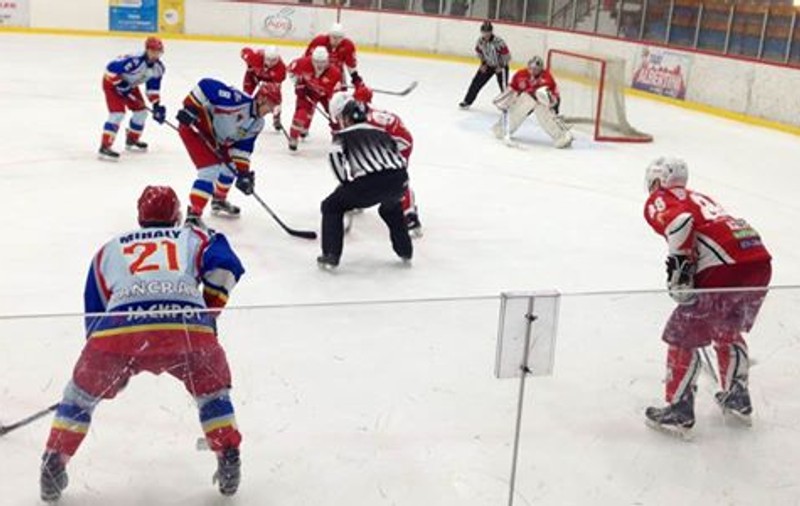 UPDATE. Finala mică a Ligii Naționale de hochei pe gheață a fost câștigată de Dunărea Galați. 8-3 la Gheorgheni, cu Progym, 3-0 la general