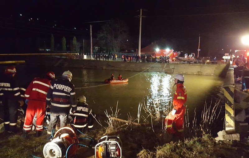 Cauza accidentului din județul Neamț, soldat cu nouă morți