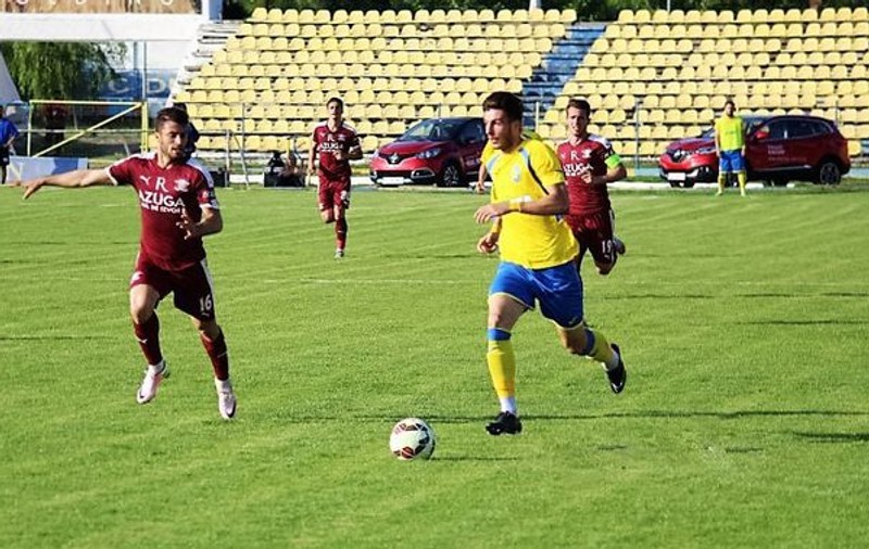 Liga 2. Rapidul și Călărașiul au învins în deplasare. UTA - Chindia 3-1. Gazul i-a ”intoxicat” pe ”stegari”