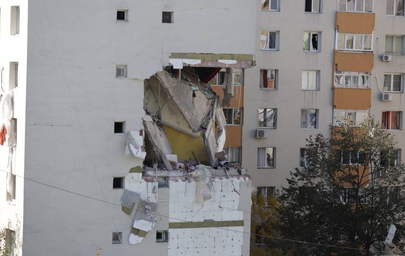 O firmă de arhitectură oferă gratuit proiecte de casă pentru familiile rămase fără locuință în explozia din Rahova. Cât costă un astfel de proiect