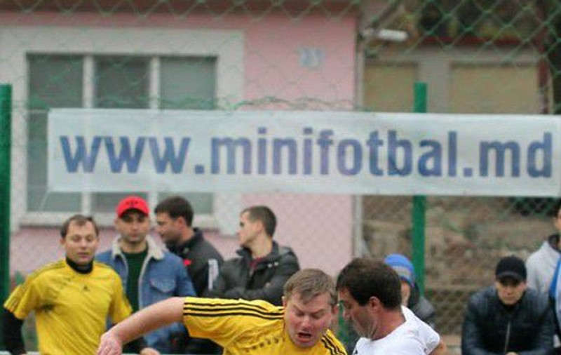 Tragedie în lumea fotbalului moldovenesc: a murit fostul internațional Ruslan Barburoș! Avea doar 38 de ani. Găsit fără viață în apartamentul său
