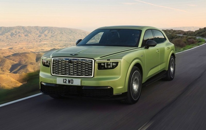 Noul Bentley Torcal are aproximativ 5 metri. Foto: Bentley.