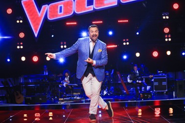 Horia Brenciu a avut încredere în vocea Elenei și a luat-o în echipa lui