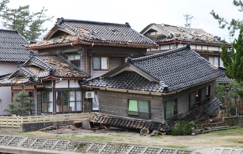 Numărul deceselor în urma cutremurului din Japonia a depășit 200 de persoane