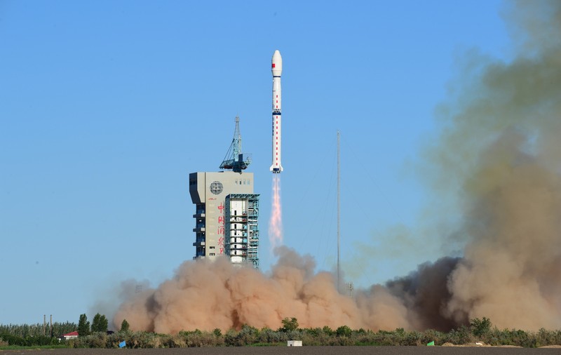 Racheta aflată pe traiectorie de a se prăbuși pe Lună, „construită de China”, nu de compania lui Elon Musk