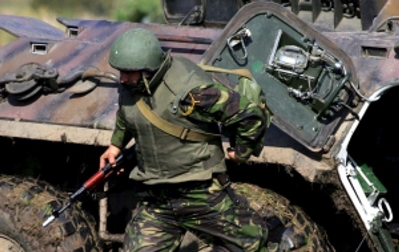 Militarul român rănit în Afganistan e în stare stabilă