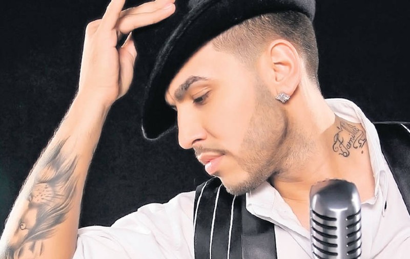EXCLUSIV! TRANSFORMAREA CARE TE VA LĂSA MASCĂ! ALEX VELEA, mai gras cu 10 de kilograme şi pe TOCURI! Vezi ce şi-a făcut artistul! FOTO