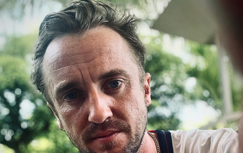 Actorul Tom Felton, cunoscut din seria „Harry Potter”, s-a prăbuşit în timpul unui meci de golf al celebrităţilor