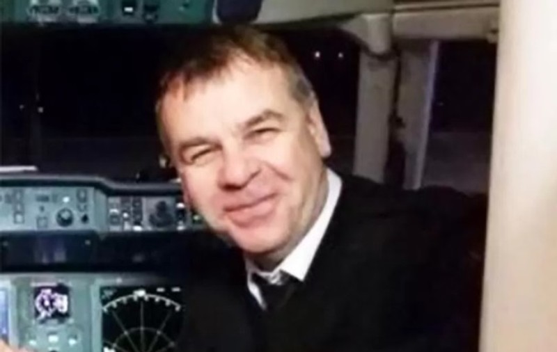 Ultimele cuvinte ale pilotului avionului Saratov Airlines: "De ce? Unde te duci?"