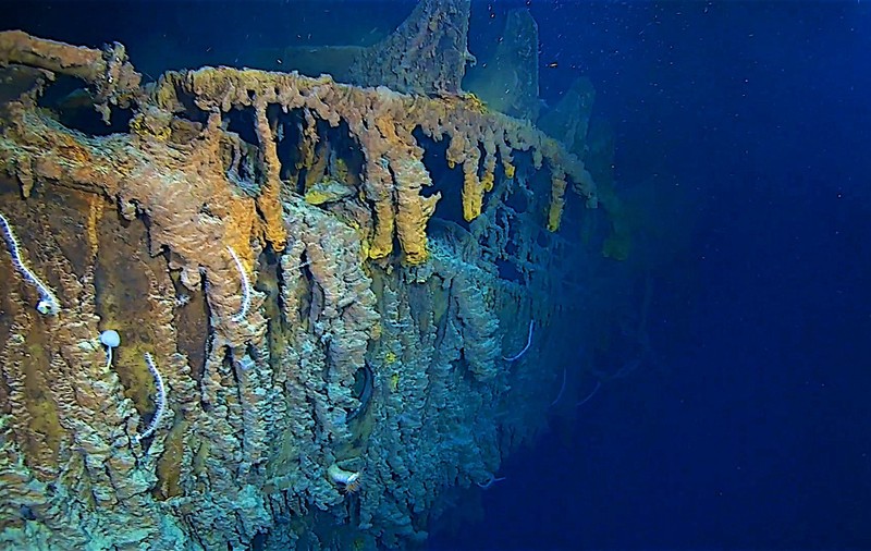 Un submarin care ducea turiști la epava Titanicului, dat dispărut în Oceanul Atlantic. Operaţiuni de căutare, în desfăşurare