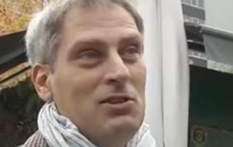 Reacţia unui român stabilit în Franţa de 20 de ani, după ce vede preţul unei cafele în România