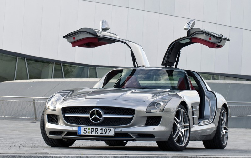 60.000 de maşini Mercedes-Benz, rechemate în service. Printre modele se află Vito, C-Class, V-Class şi GLC cars