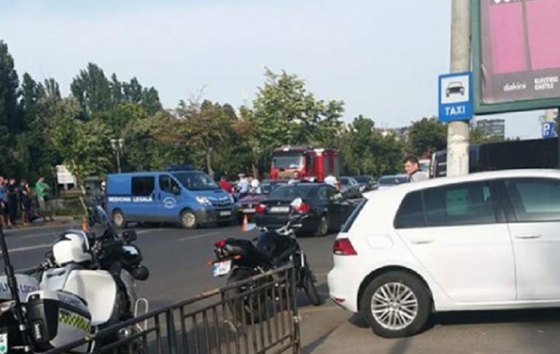 Un motociclist a murit într-un accident pe Spaiul Independenței din București. Traficul este blocat pe o bandă pe șoseaua Virtuții