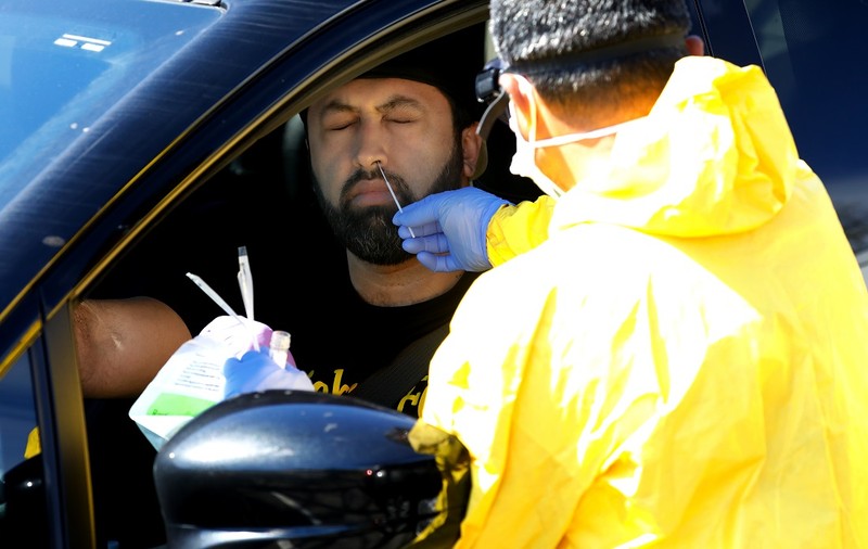 SUA au depășit pragul de 12 milioane de îmbolnăviri COVID-19. Noi restricții impuse în California