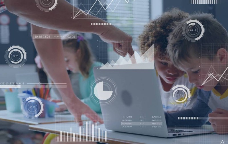 PISA 2029 va testa competențe de inteligență artificială. Elevii români, total nepregătiți pentru noua evaluare