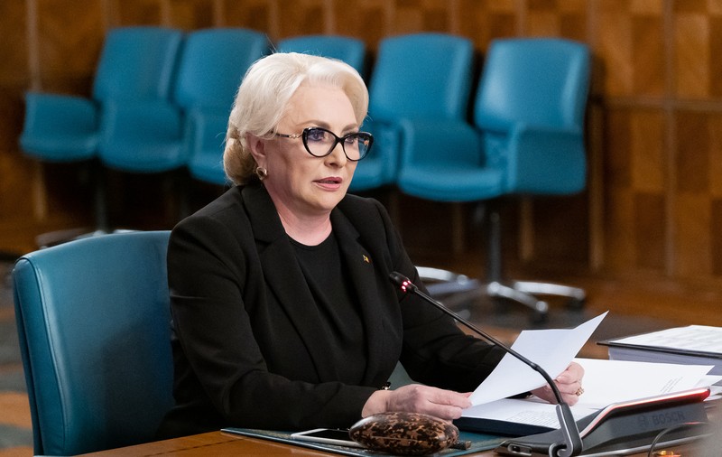 Dăncilă răspunde criticilor venite de la oficialii europeni, pe tema Ordonanţei pe justiţie, şi dă vina pe Iohannis: "A reuşit să aducă un deficit de imagine ţării noastre"