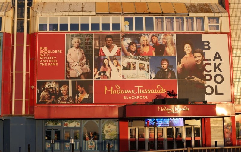 Un cuplu a rămas încuiat în Muzeul Madame Tussauds: „Știam că vom fi arși de vii și că vom muri”