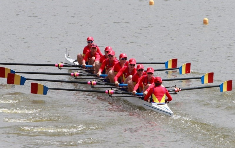 România se luptă pentru titlul european la dublu rame și 8+1