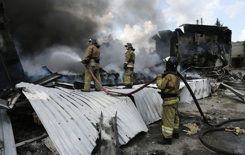 LIVETEXT Război în Ucraina, ziua 116 | Mai multe victime după ce un rezervor de combustibil a explodat la Donețk. Kievul a primit un nou lot de arme din SUA