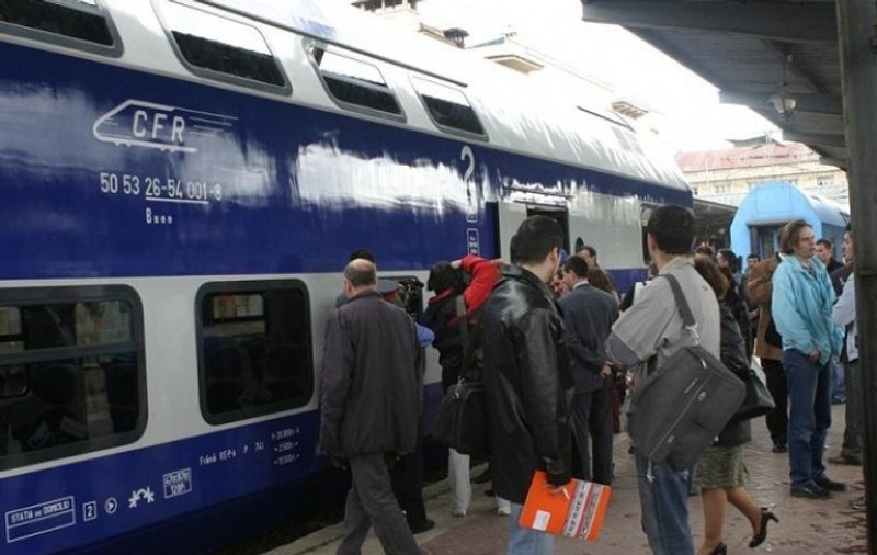 CFR Călători va suplimenta locurile în trenuri, pentru a avea încasări mai mari