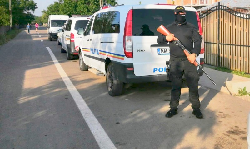 Percheziții la Urziceni| Sursa foto Poliția Română