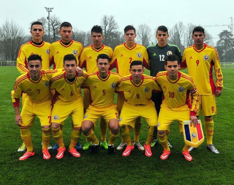 Academia Hagi analizează ratarea calificării la Euro 2015 / GALERIE FOTO