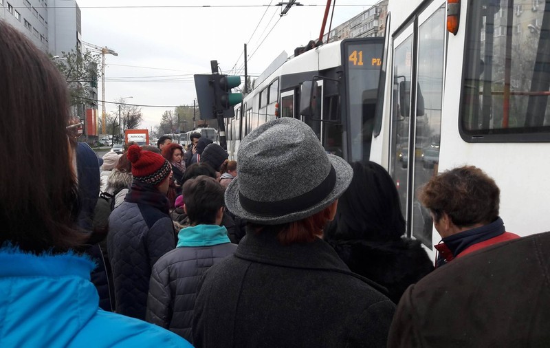 Probleme cu circulația tramvaiului 41 din București