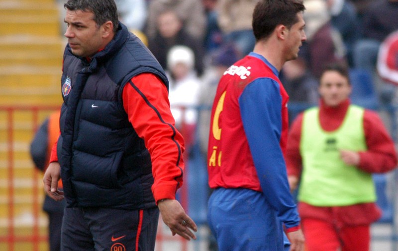 CULISE / Variantă-şoc la Steaua: Olăroiu - principal, Rădoi - secund! 