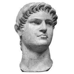 Nero s-a născut la 15 decembrie 37 d.Hr. în portul Antium de la Marea Mediterană