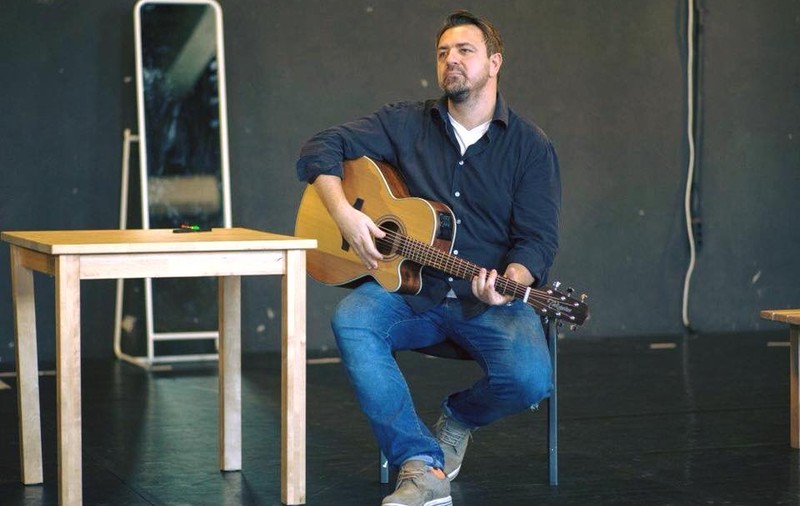 A murit un fost instrumentist din orchestra lui Horia Brenciu. "Știu că mai aveai multe de cântat"