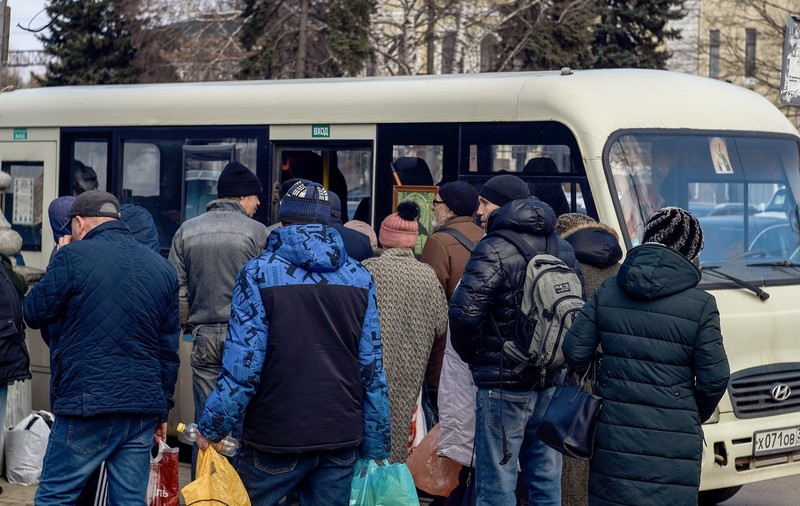 Pensionarii și săracii sunt principalele victime ale economiei de război a lui Putin: „Prețurile cresc în fiecare săptămână”