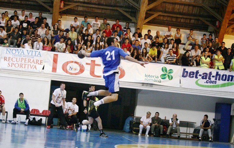 CSA Steaua sau Minaur Baia Mare pot retrograda din Liga Naţională de handbal