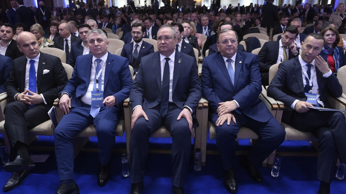 Nicolae Ciucă, Rares Bogdan, Lucian Bode, Gheorghe Flutur si Iulian Dumitrescu