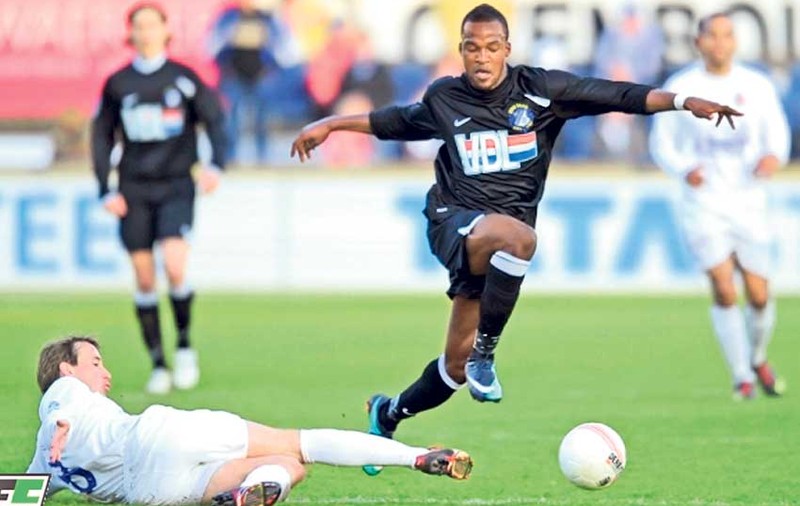 Petrolul a găsit copia lui Bokila! Nkoyi: «Mama m-a apărat de gloanţe cu trupul ei»