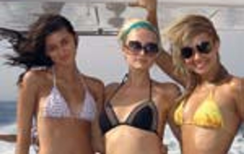 A dansat cu Paris Hilton