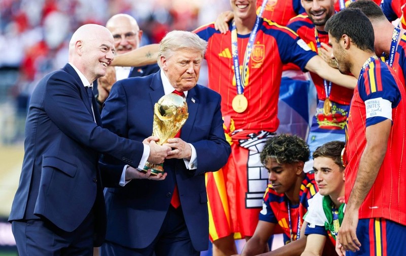 Spectacol total la finala Spania - Argentina de la Cupa Mondială 2026: ce vedete au fost în tribune și ce a făcut Donald Trump la decernarea trofeului