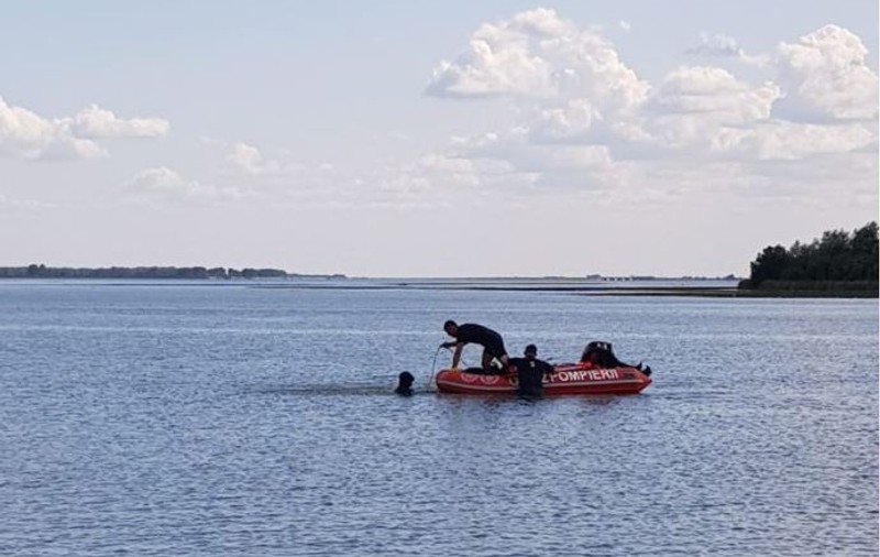 Un tânăr a murit înecat într-un baraj de pe râul Olt, unde venise la pescuit. Salvatorii l-au căutat peste două ore