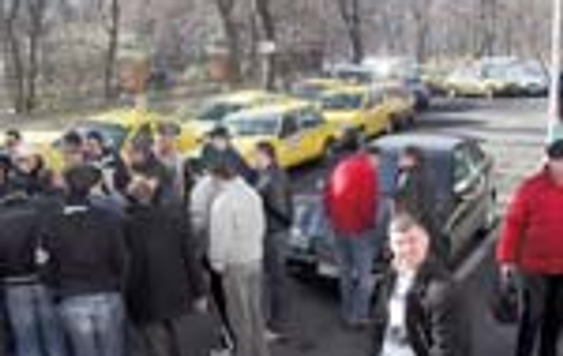 'Vrem sa facem bani in Capitala!'