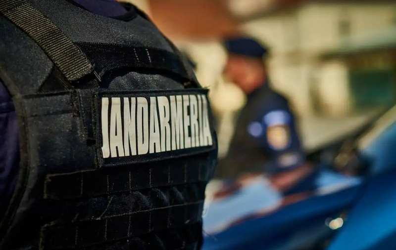 Jandarmerița prinsă cu droguri în mașină, cercetată disciplinar și consiliată psihologic