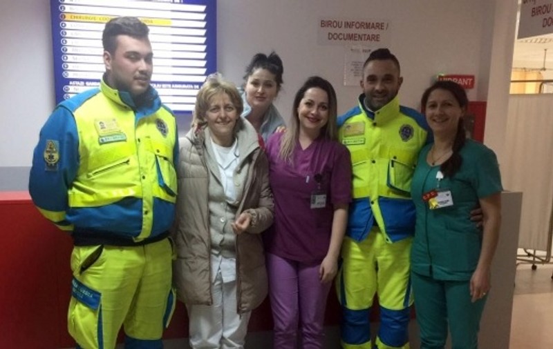 O asistentă și doi voluntari italieni au îndeplinit ultima dorință a unei românce grav bolnave