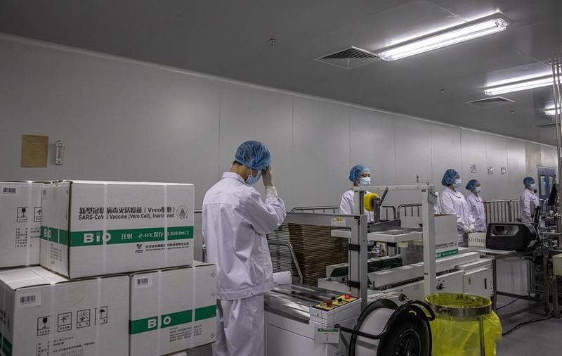 China ia în considerare să combine vaccinurile anti-COVID-19, pentru a le crește eficiența