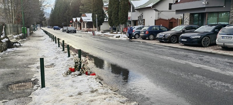 Aşa arăta strada pe care a avut loc accidentul, a doua zi după tragedie