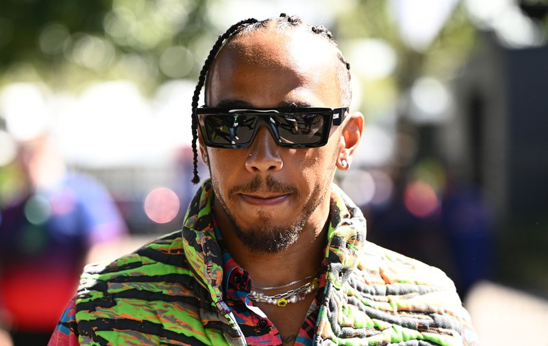Fostul campion de Formula 1 Nelson Piquet, amendat cu aproape un milion de dolari după ce l-a numit pe Lewis Hamilton „micul negru”