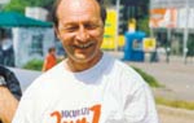 'Basescu avea succes la fete. Ii placeau mai ales blondele'