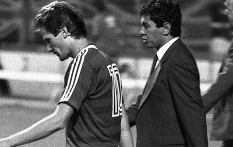 Mesajul pe care l-a primit Mircea Lucescu de la Ladislau Boloni la ultima convorbire cu acesta: „Să lase dracului fotbalul”