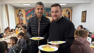 Imagini de la pomana lui Mircea Lucescu. Ce a făcut Răzvan Lucescu la 40 de zile după ce a murit tatăl lui
