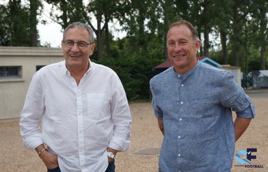 Gerard Soler, președintele clubului Chartres, și Jean-Pierre Papin
